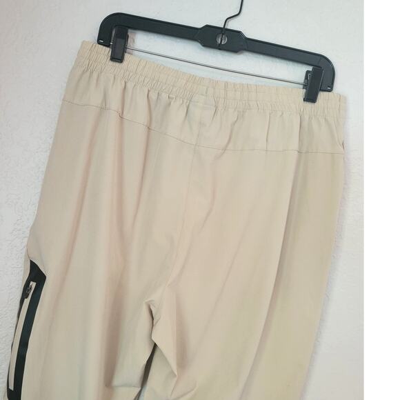 New Balance Men's Jogger Pants Size XL Beige Cream Track Pant Lightweight Pocket - Picture 8 of 13
